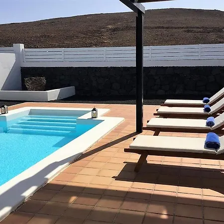 Miramar A6 Beautiful Playa Blanca With Private Heated Pool Wifi Villa Playa Blanca (Lanzarote)